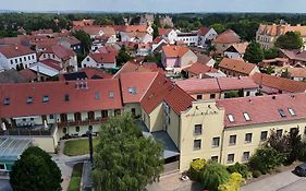 Hotel Stork
